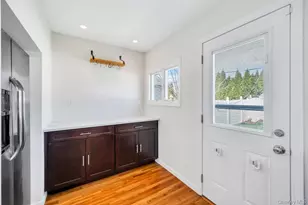 3685 Prairie Path, Bethpage, NY 11714 - Photo 6