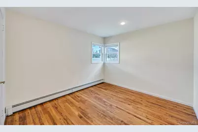 3685 Prairie Path, Bethpage, NY 11714 - Photo 12