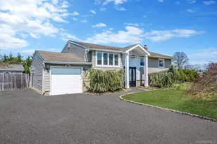 33 Hinton Ave, Babylon, NY 11702 - Photo 2