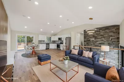 33 Hinton Avenue, Babylon, NY 11702 - Photo 40