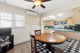 184 Smith Rd, Ronkonkoma, NY 11779 - Photo 8