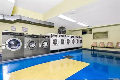 139-15 83rd Avenue #330, Briarwood, NY 11435 - Photo 2