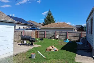 2 Fordham Pl, Hempstead, NY 11550 - Photo 8