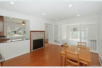 48 Link Lane, Hicksville, NY 11801 - Photo 10