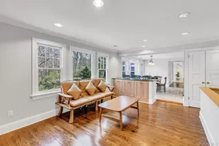 10 Redmond Ln, Oyster Bay, NY 11771 - Photo 16