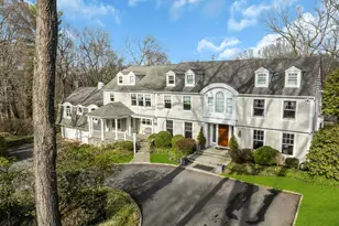 10 Redmond Ln, Oyster Bay, NY 11771 - Photo 2