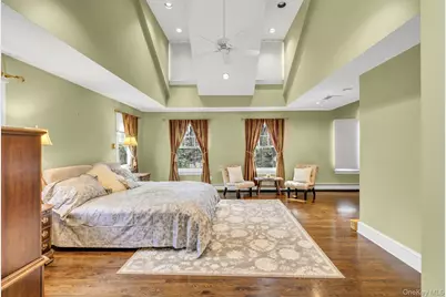 10 Redmond Lane, Oyster Bay, NY 11771 - Photo 34