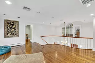 10 Redmond Ln, Oyster Bay, NY 11771 - Photo 26