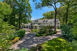 10 Redmond Ln, Oyster Bay, NY 11771 - Photo 2