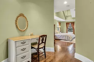 10 Redmond Ln, Oyster Bay, NY 11771 - Photo 32