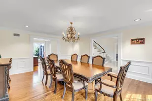 10 Redmond Ln, Oyster Bay, NY 11771 - Photo 10