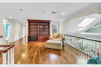 10 Redmond Lane, Oyster Bay, NY 11771 - Photo 32