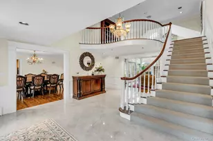 10 Redmond Ln, Oyster Bay, NY 11771 - Photo 10