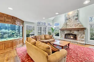 10 Redmond Ln, Oyster Bay, NY 11771 - Photo 8