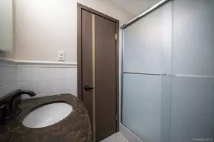 45 Roslyn Rd, Roslyn Heights, NY 11577 - Photo 22