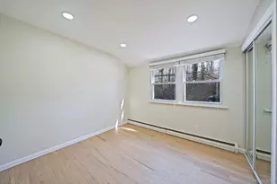 45 Roslyn Rd, Roslyn Heights, NY 11577 - Photo 14