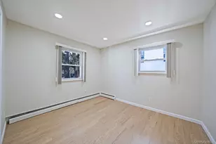 45 Roslyn Rd, Roslyn Heights, NY 11577 - Photo 16