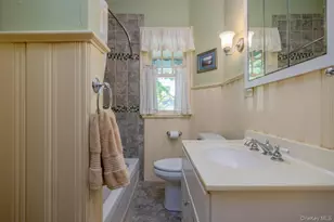 64 Mountain View Ave, Pearl River, NY 10965 - Photo 16