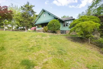 64 Mountainview Avenue, Pearl River, NY 10965 - Photo 2