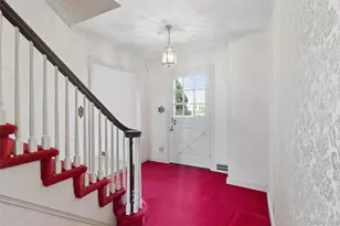 89 Country Club Dr, Port Washington, NY 11050 - Photo 6