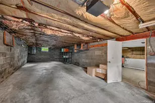9 Archery Rd, Newburgh, NY 12550 - Photo 28