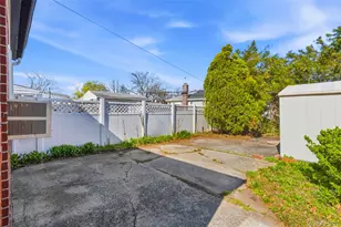 64-09 Bell Blvd, Oakland Gardens, NY 11364 - Photo 24