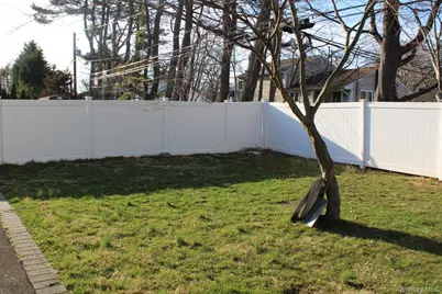 19 South Lane, Huntington, NY 11743 - Photo 18