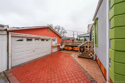 9037 77th Street, Woodhaven, NY 11421 - Photo 30