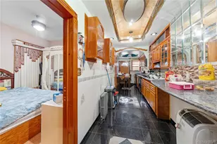 90-37 77th St, Woodhaven, NY 11421 - Photo 20