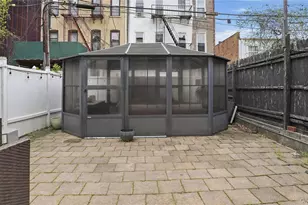 253 Cornelia St, Brooklyn, NY 11221 - Photo 32