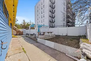 57 Pennyfield Camp, Bronx, NY 10465 - Photo 18