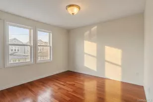 95-55 115th St, Richmond Hill, NY 11419 - Photo 6