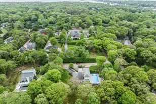 35 Bay Ave W, Hampton Bays, NY 11946 - Photo 38
