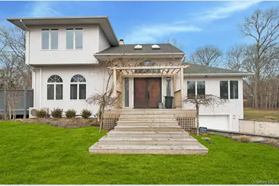 35 Bay Avenue W, Hampton Bays, NY 11946 - Photo 1