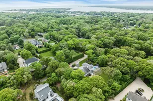 35 Bay Ave W, Hampton Bays, NY 11946 - Photo 36