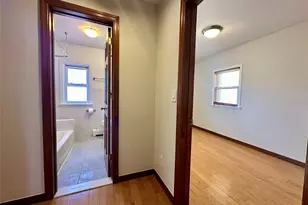 53-56 72nd Pl, Maspeth, NY 11378 - Photo 6