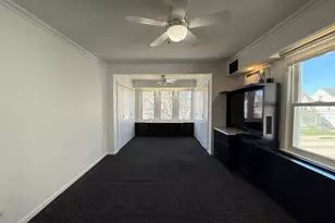 33 Carstairs Rd, Valley Stream, NY 11581 - Photo 8