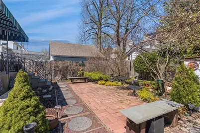 33 Carstairs Road, Valley Stream, NY 11581 - Photo 22
