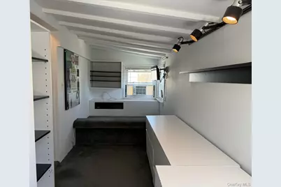 33 Carstairs Road, Valley Stream, NY 11581 - Photo 14