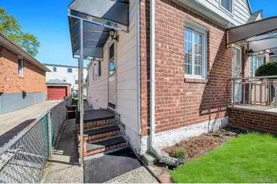 25719 87th Road, Floral Park, NY 11001 - Photo 8