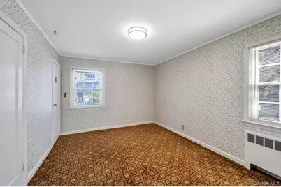 25719 87th Road, Floral Park, NY 11001 - Photo 18