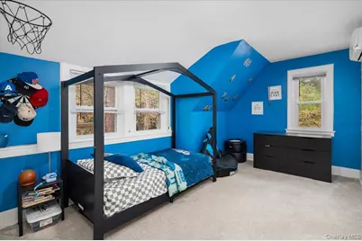 25 Whitewood Avenue, New Rochelle, NY 10805 - Photo 18