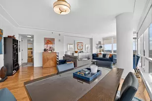 5 Renaissance Square, White Plains, NY 10601 - Photo 14