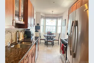 118 Kettles Lane, Medford, NY 11763 - Photo 4