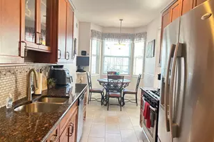 118 Kettles Ln, Medford, NY 11763 - Photo 4