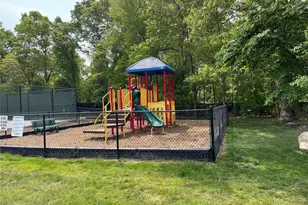 118 Kettles Ln, Medford, NY 11763 - Photo 34