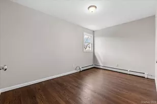 151 Sterling St, Port Jefferson, NY 11776 - Photo 18