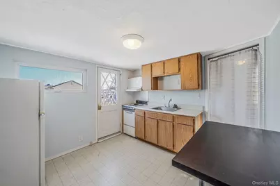 3659 Ionia Street, Seaford, NY 11783 - Photo 22