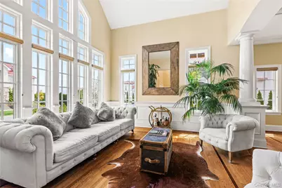 7 Brittany Lane, New Rochelle, NY 10805 - Photo 4