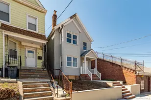 14 Dongan St, New York, NY 10310 - Photo 2